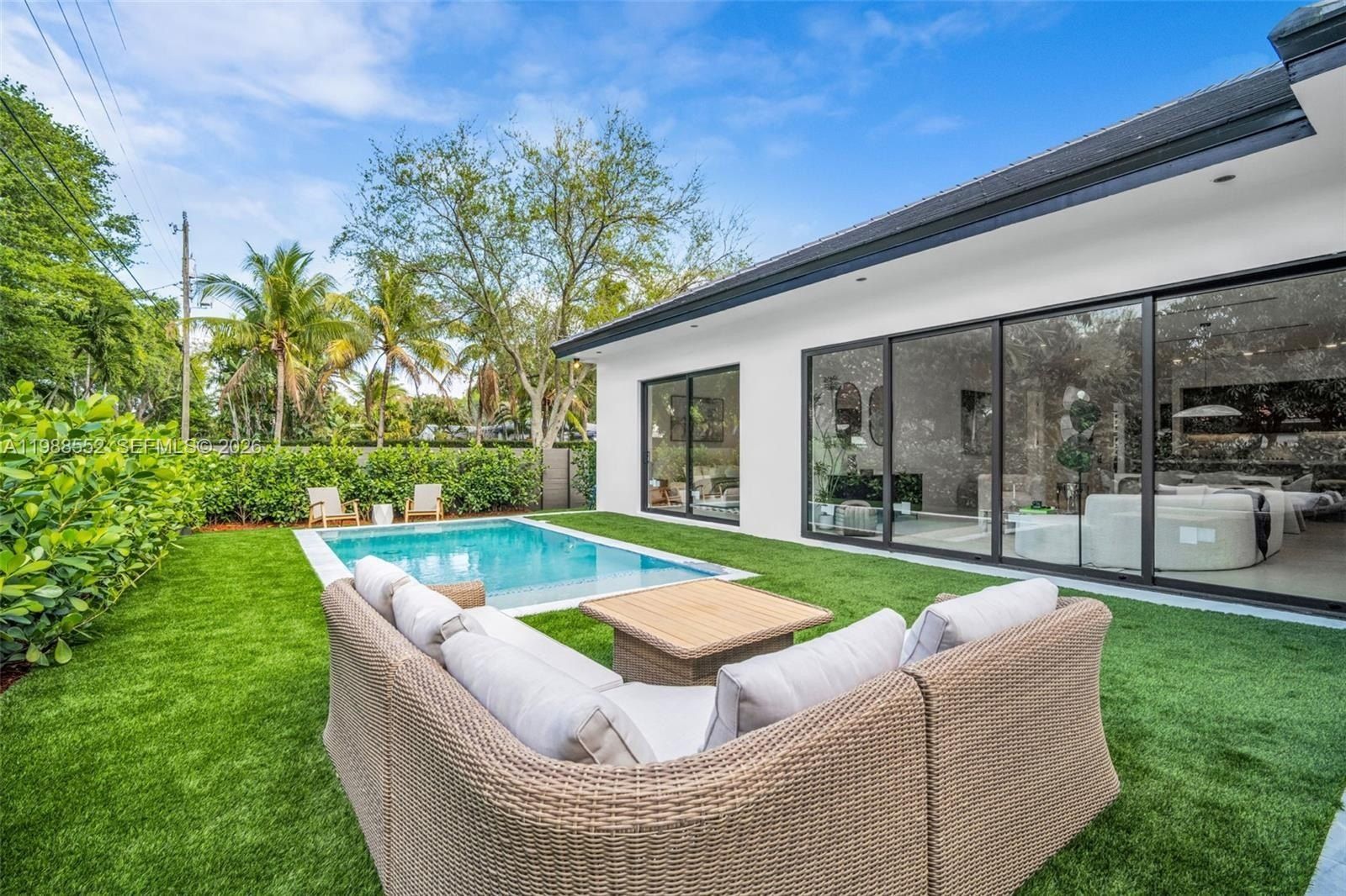 89 Ne 106Th St. Miami Shores, FL 33138