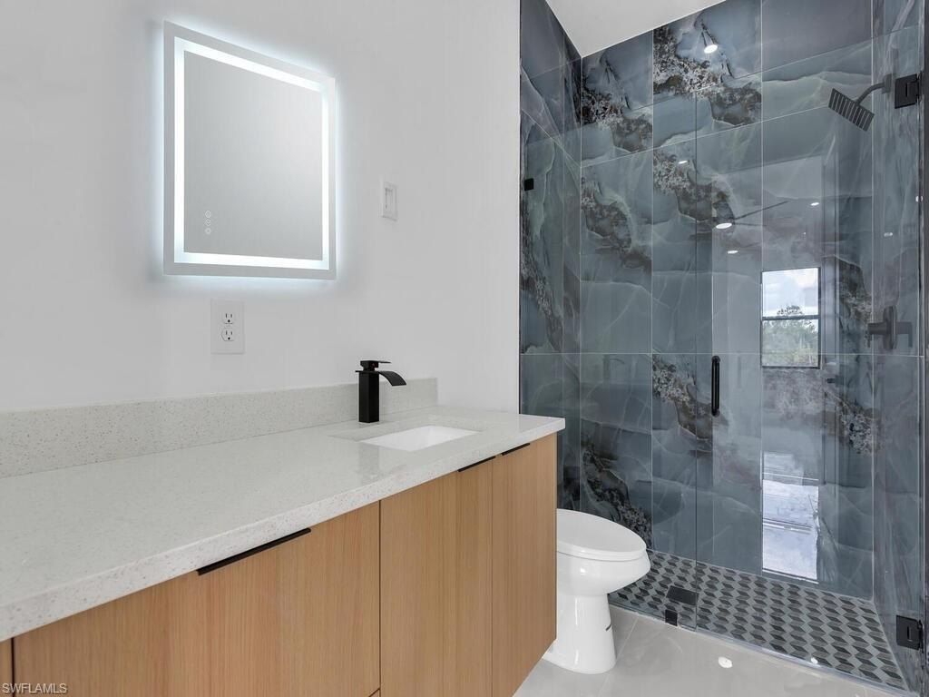 380 Cratsley Ave S. Lehigh Acres, FL 33974