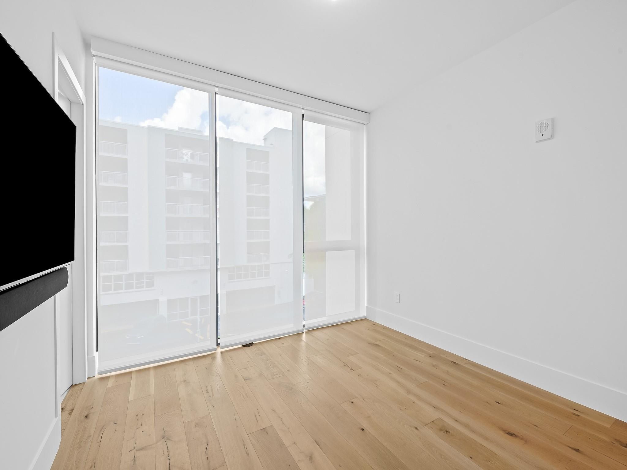 160 Isle Of Venice Drive. Fort Lauderdale, FL 33301