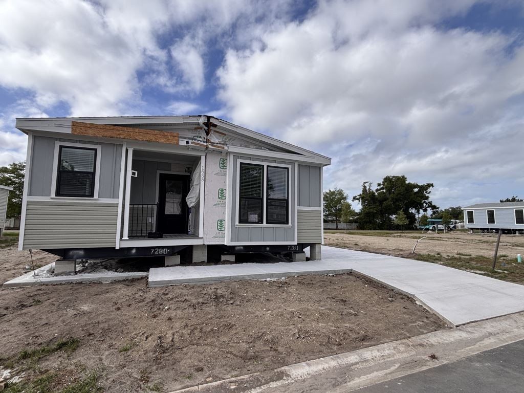 1655 Voyager Drive. Sarasota, FL 34234