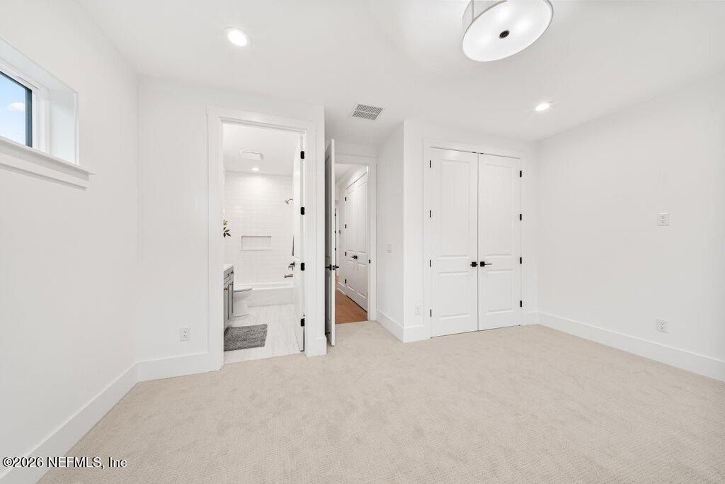 4575 Swilcan Bridge Lane N. Jacksonville, FL 32224