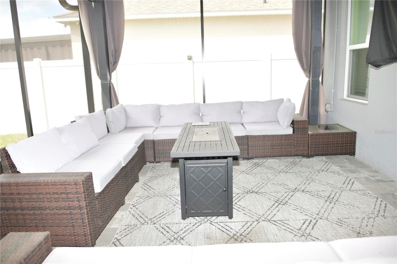 2533 Harmonia Hammock Road. Harmony, FL 34773