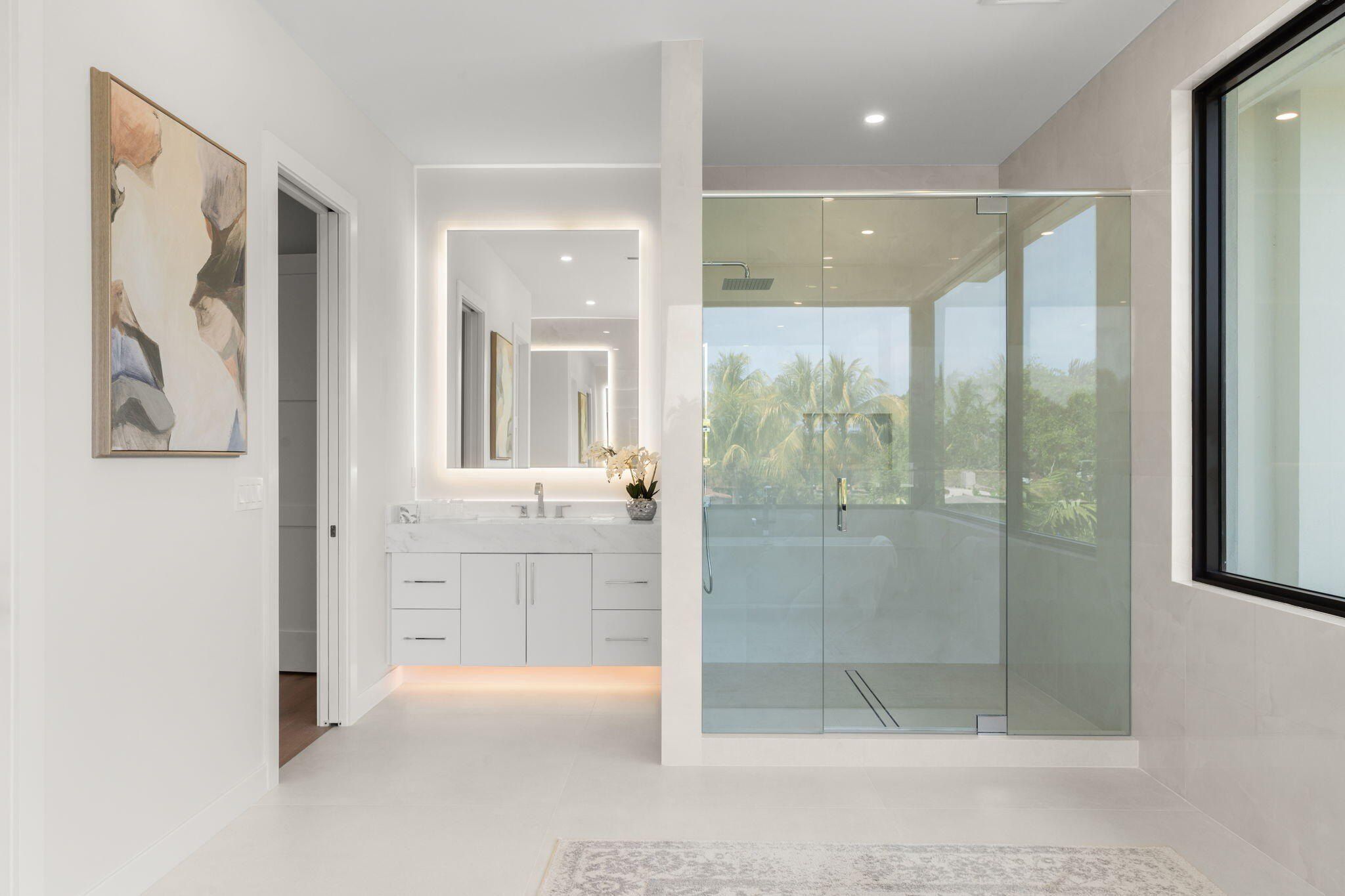 2406 Ne 13Th Court. Fort Lauderdale, FL 33304