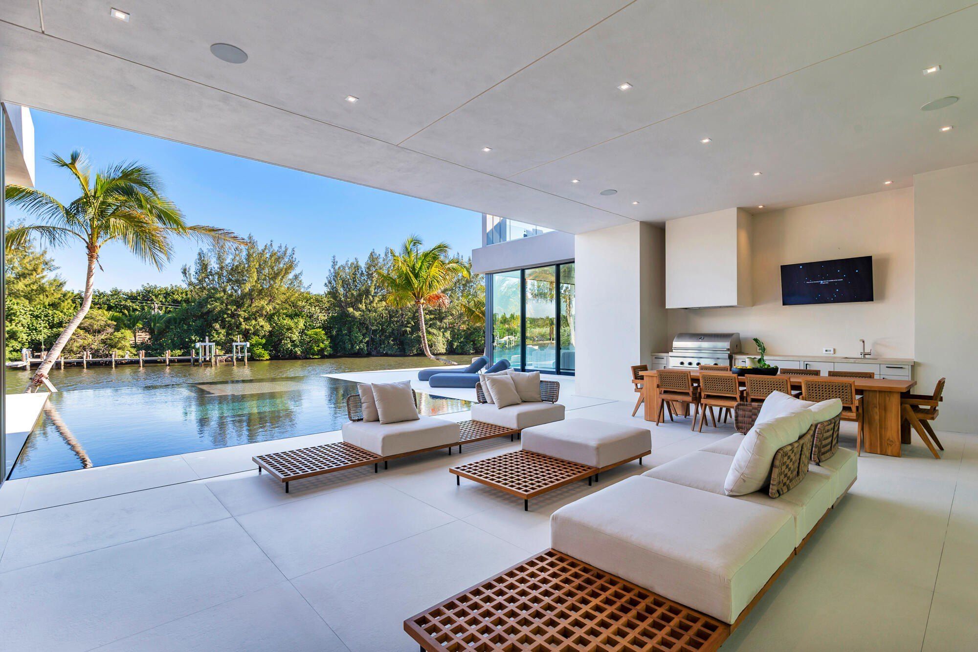 35 Spoonbill Road. Manalapan, FL 33462