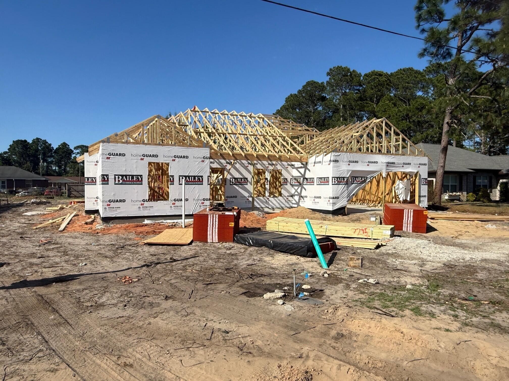 565 W Pine Street. Mary Esther, FL 32569