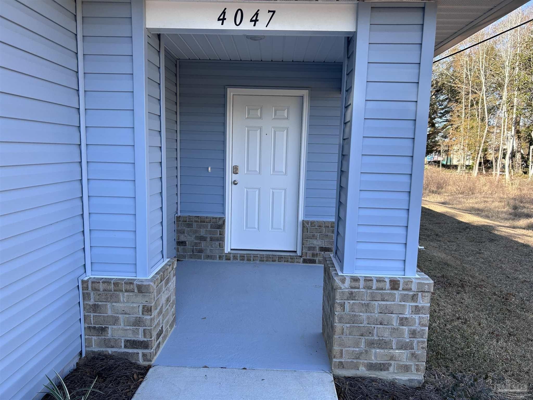 4047 Edgefield St. Pace, FL 32571