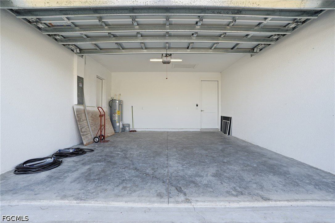 3425 Ne 14Th Place. Cape Coral, FL 33909