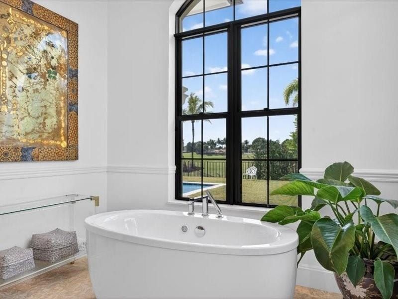 4013 Country Club Lane. Fort Lauderdale, FL 33308