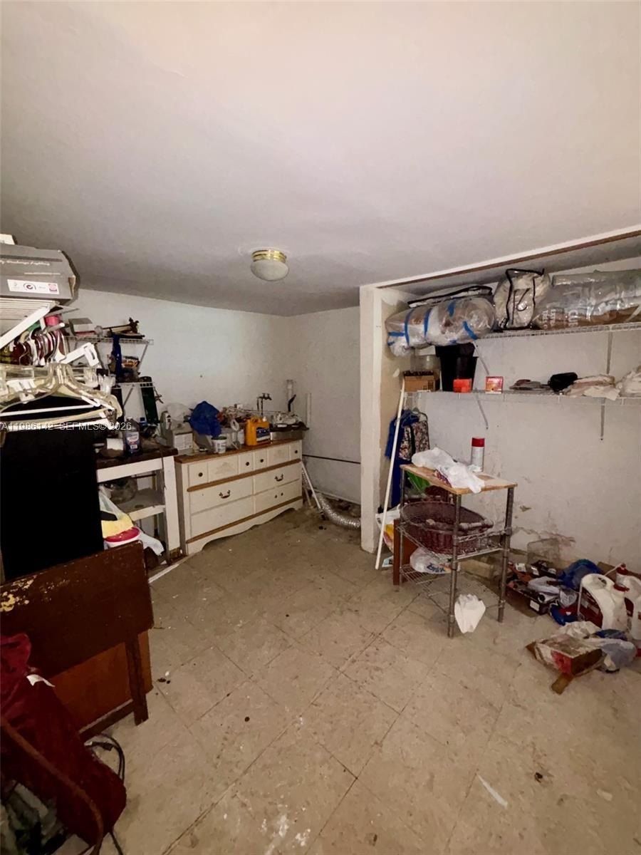 3241 Arthur Ter. Hollywood, FL 33021