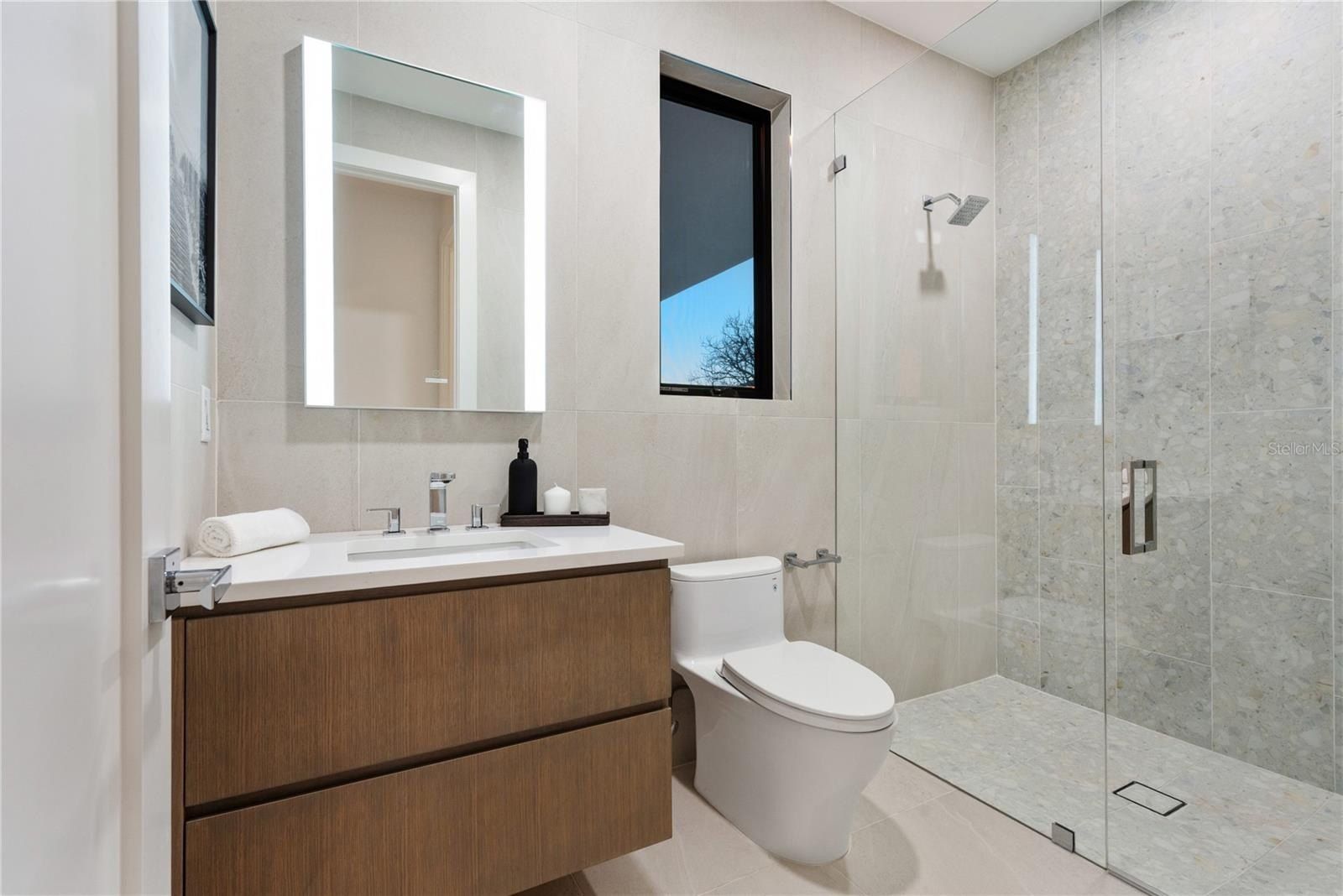 519 Rountree Drive. Longboat Key, FL 34228