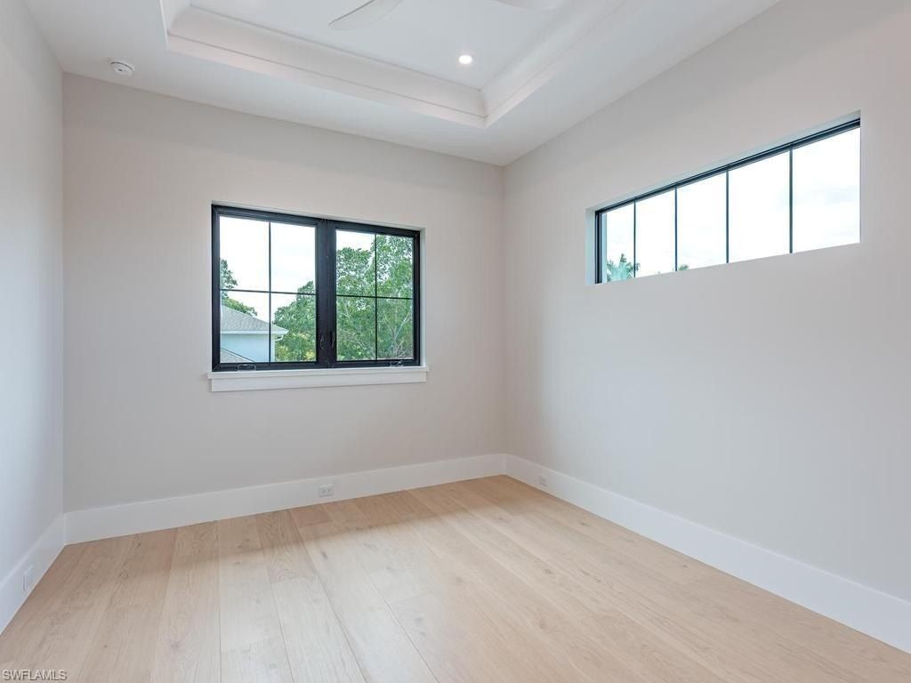 1102 9Th Ave N. Naples, FL 34102