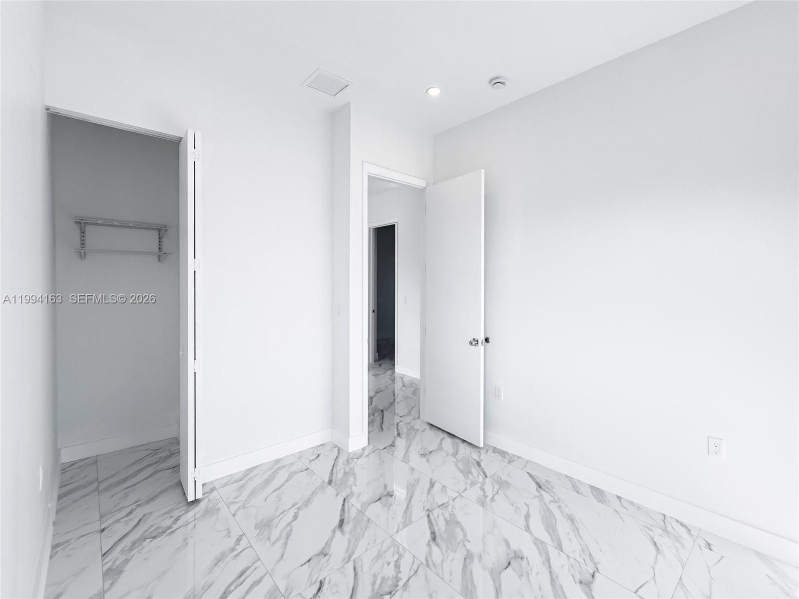 312 Se Via Sangro. Port Saint Lucie, FL 34952