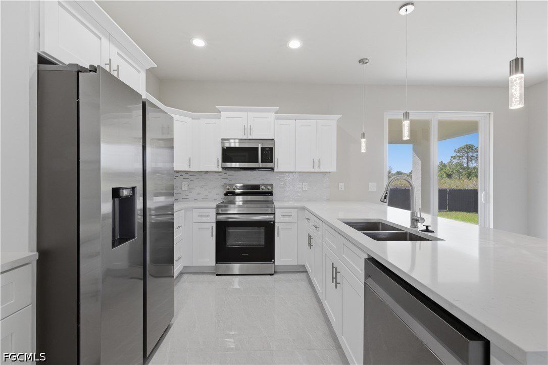 519 Monroe Avenue. Lehigh Acres, FL 33972