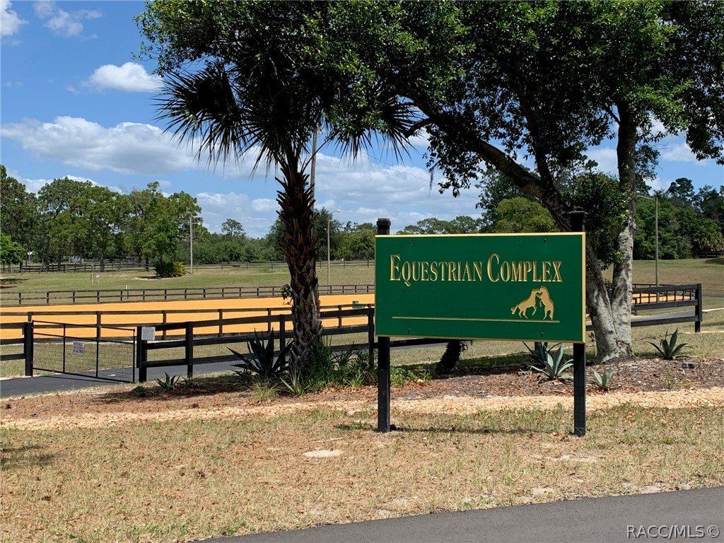 4443 W Prairie Lane. Beverly Hills, FL 34465