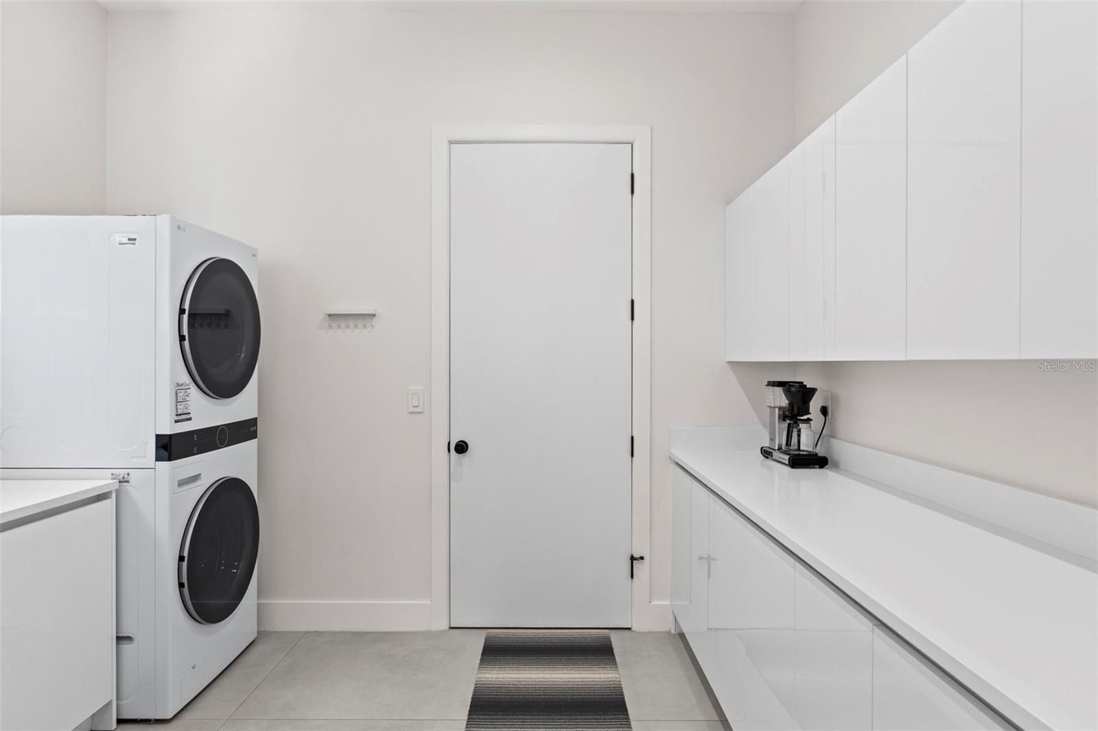 1304 Indian Rocks Road. Belleair, FL 33756