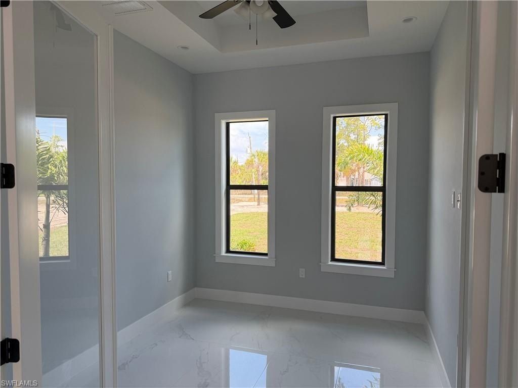 2648 24Th Ave Se. Naples, FL 34117