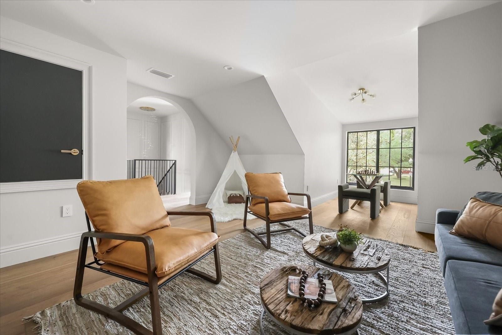 2361 Mulbry Drive. Winter Park, FL 32789