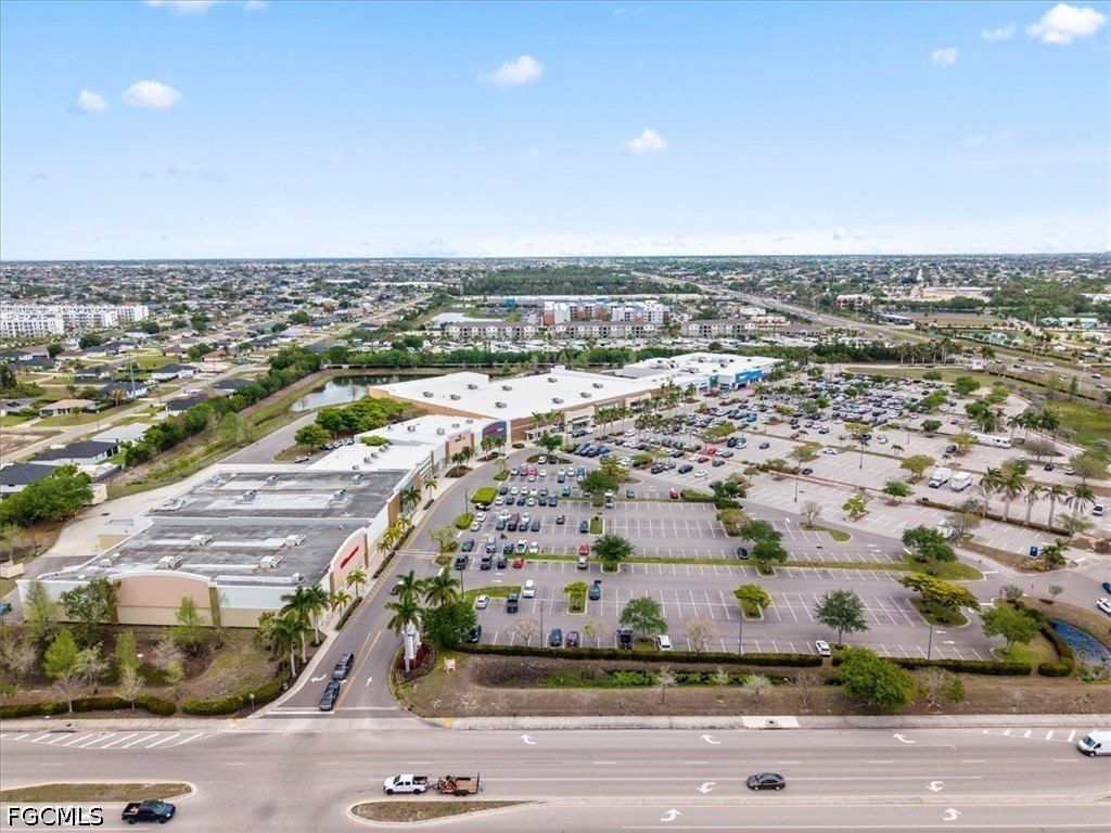 2 Nelson Road N. Cape Coral, FL 33993