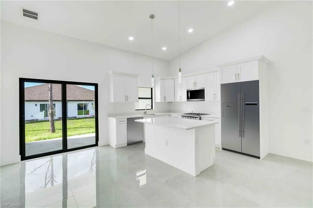 44464448 24Th St Sw. Lehigh Acres, FL 33973