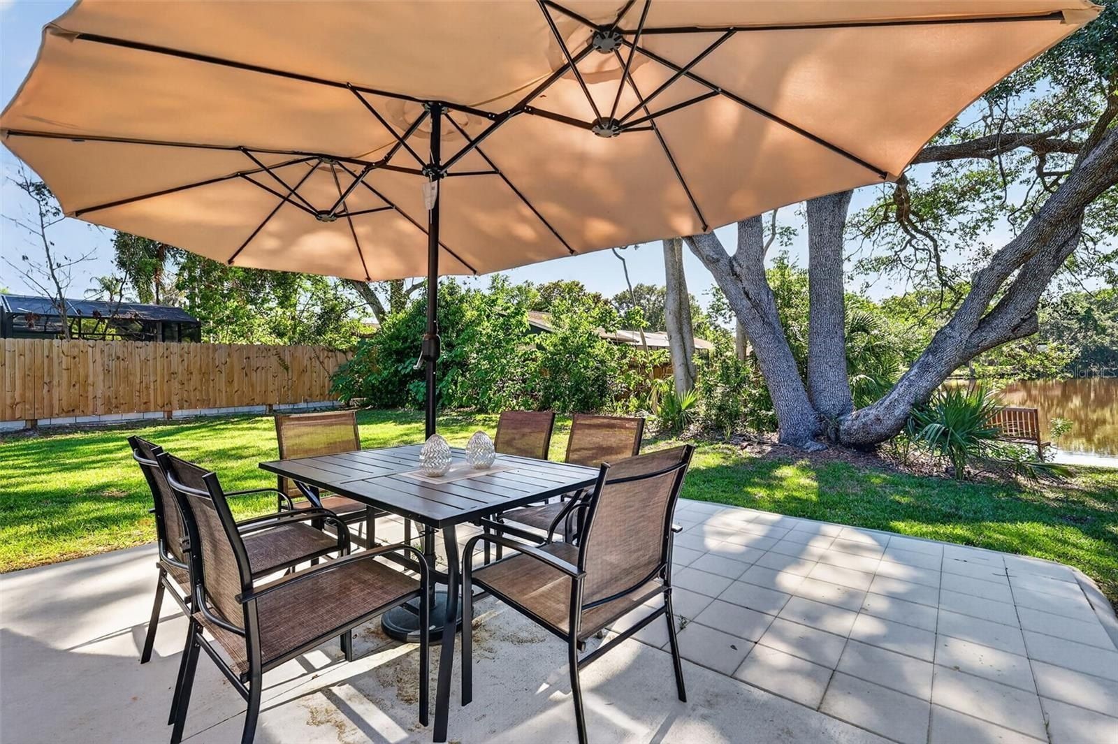 335 Vincent Drive. Mount Dora, FL 32757