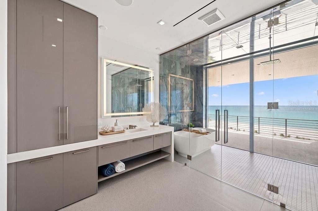 6489 Gulfside Road. Longboat Key, FL 34228