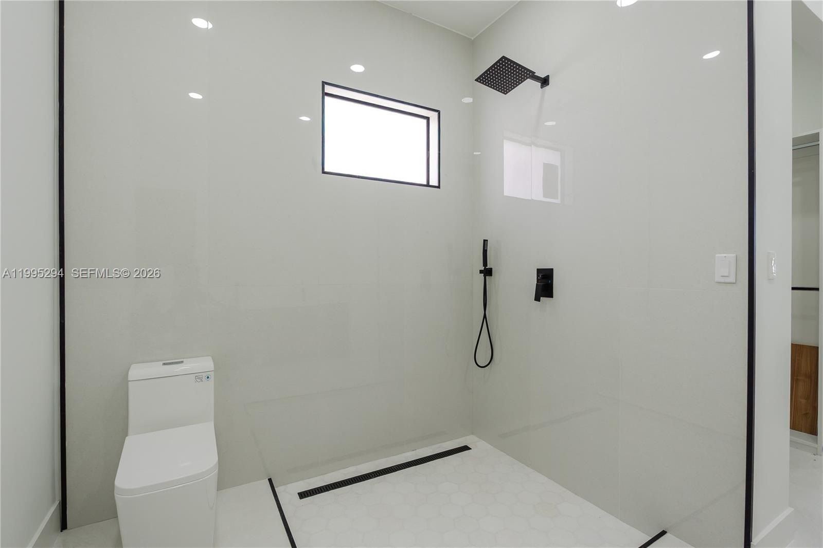 2834 Nw 17Th Pl. Cape Coral, FL 33993