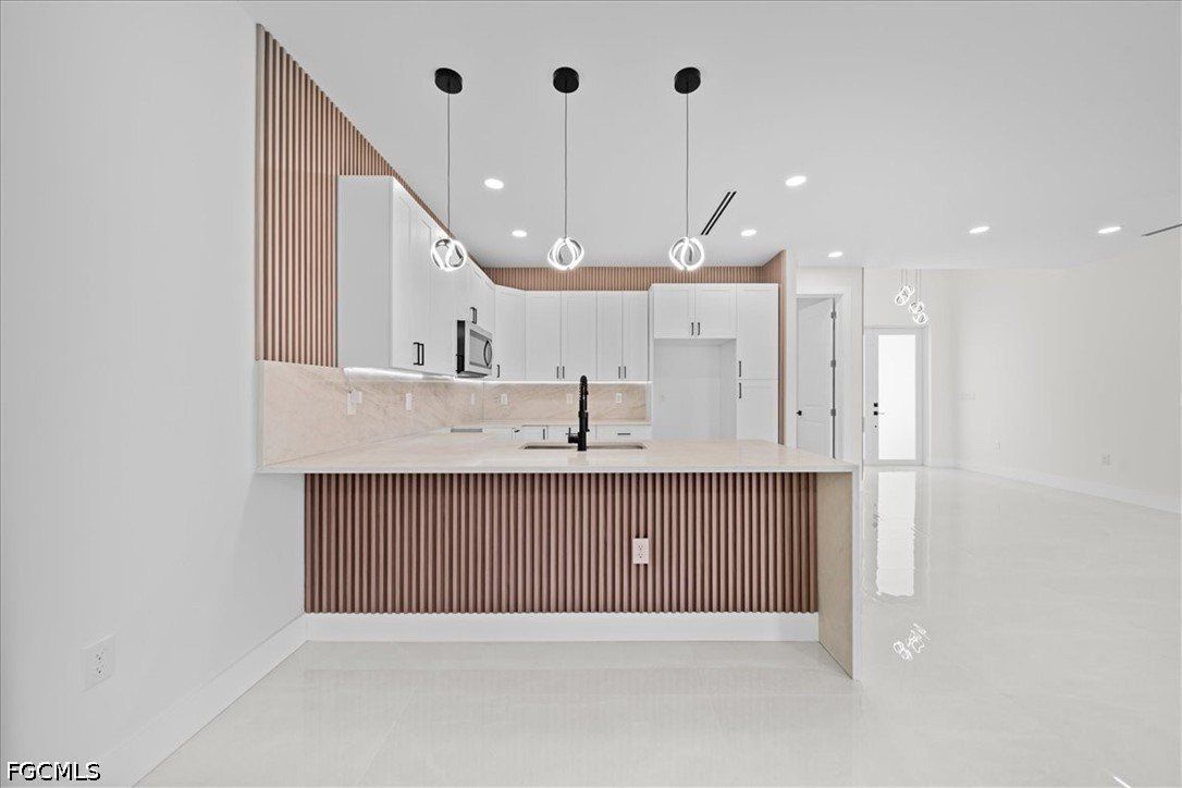 2914 23Rd Street Sw. Lehigh Acres, FL 33976