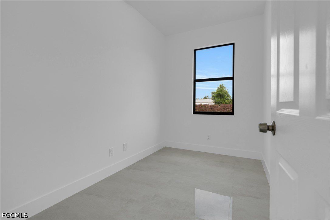 586 Genoa Avenue S. Lehigh Acres, FL 33974