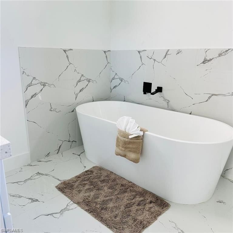 828 Portland St E. Lehigh Acres, FL 33974