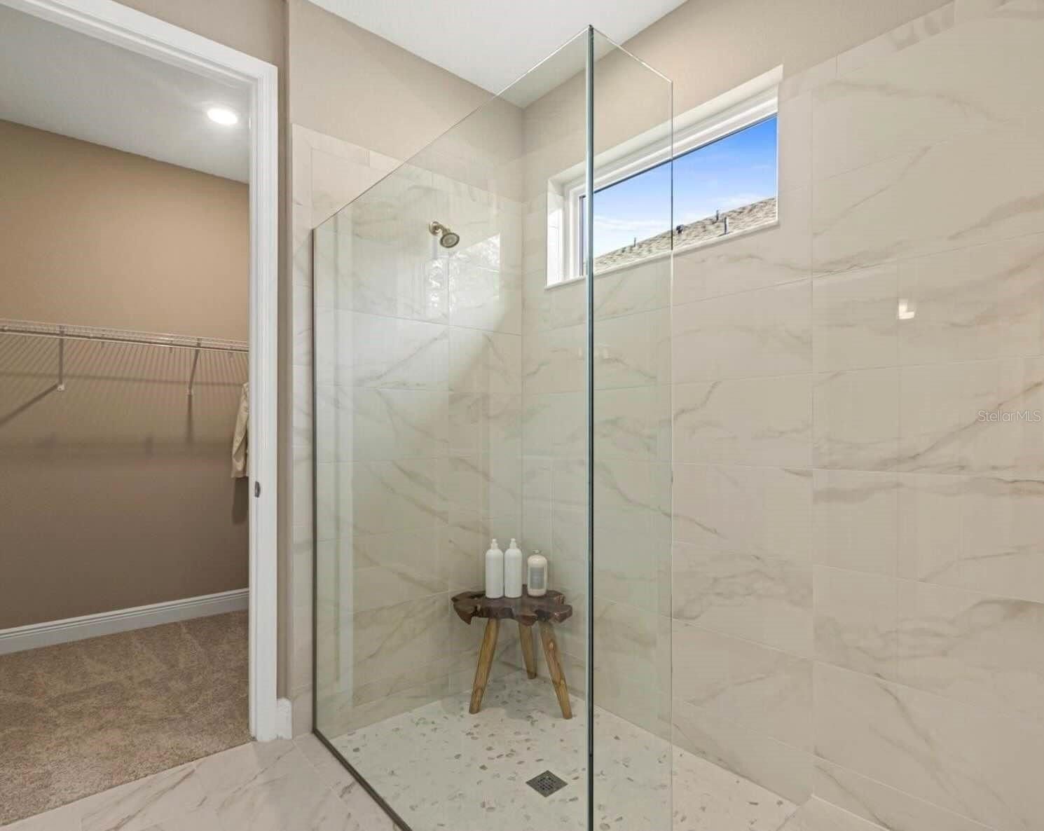 3557 Secluded Court. Sarasota, FL 34240