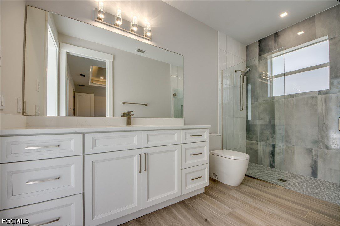 5314 Colonade Court. Cape Coral, FL 33904