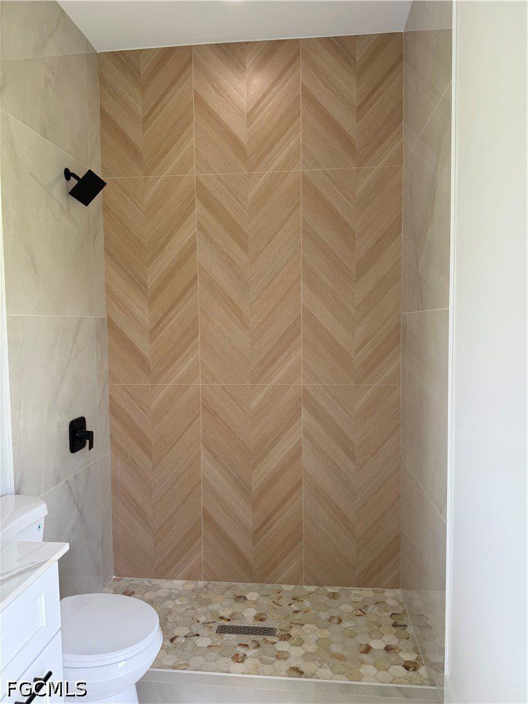 180 Pembroke Street. Lehigh Acres, FL 33974