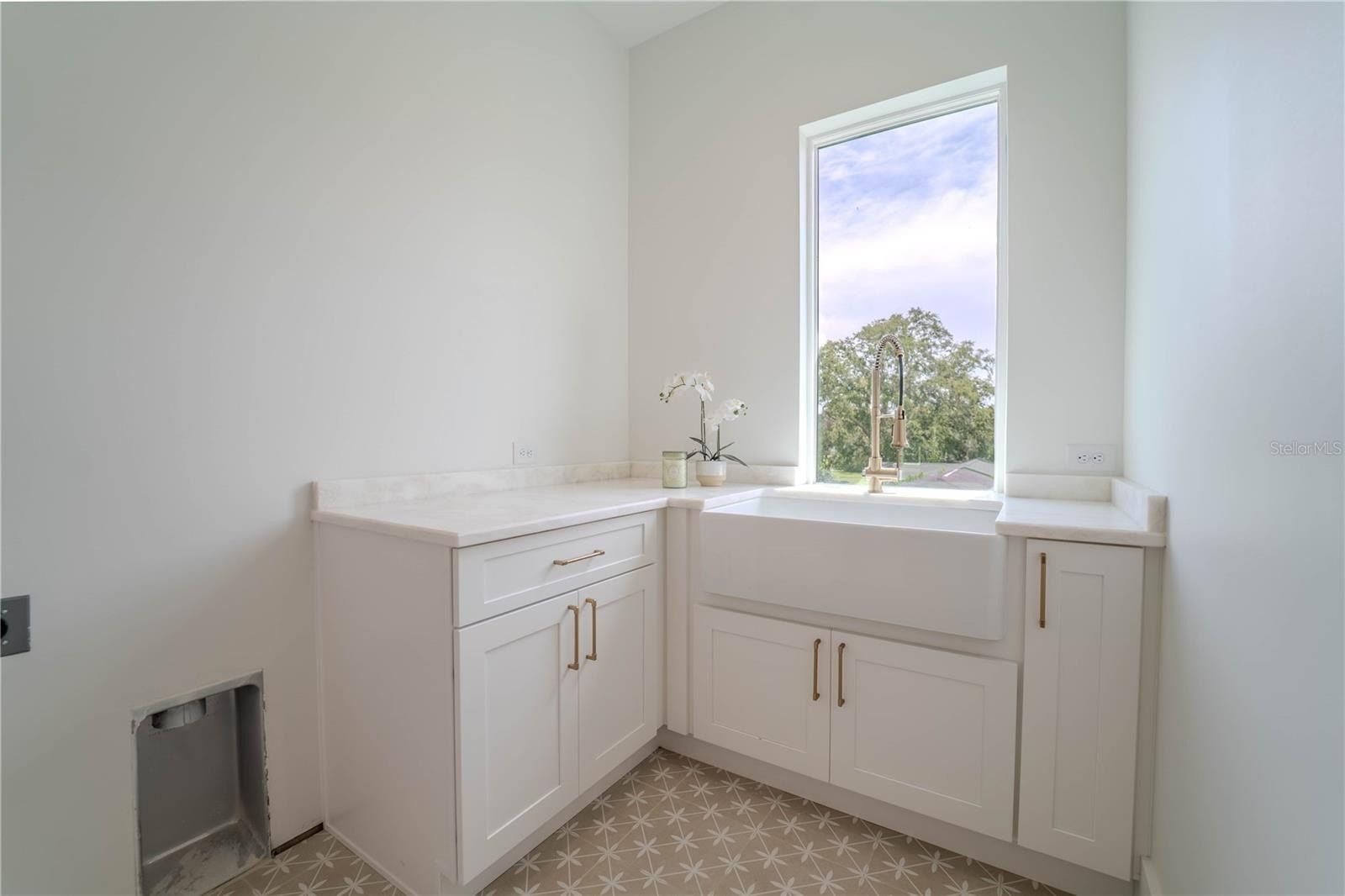 4414 W Lawn Avenue. Tampa, FL 33611