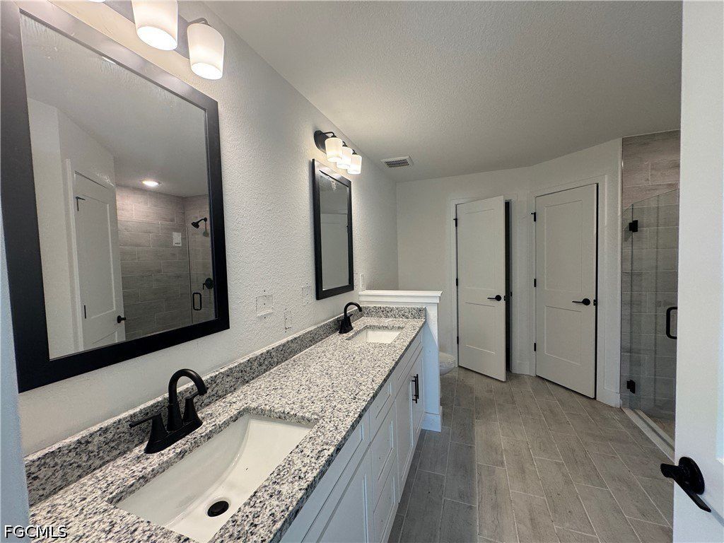 234 Se 44Th Terrace. Cape Coral, FL 33904