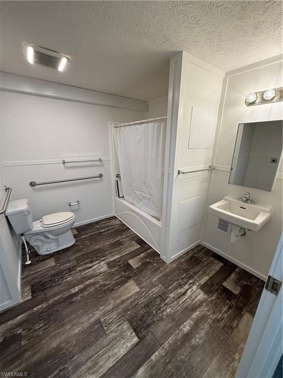 163 Avenida Del Sur. Clewiston, FL 33440