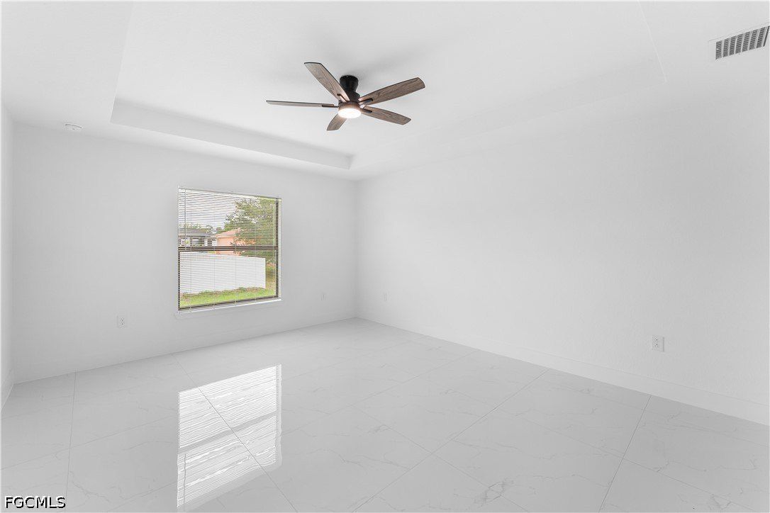 2807 28Th Street Sw. Lehigh Acres, FL 33976