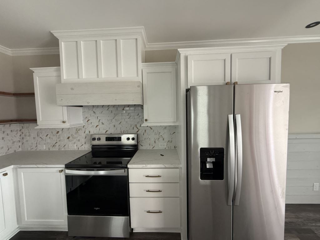1647 Voyager Drive. Sarasota, FL 34234