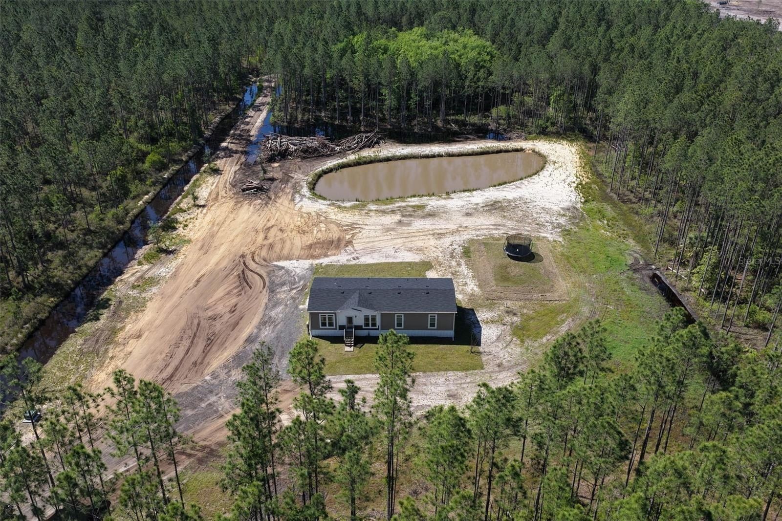 15539 County Rd 305. Bunnell, FL 32110