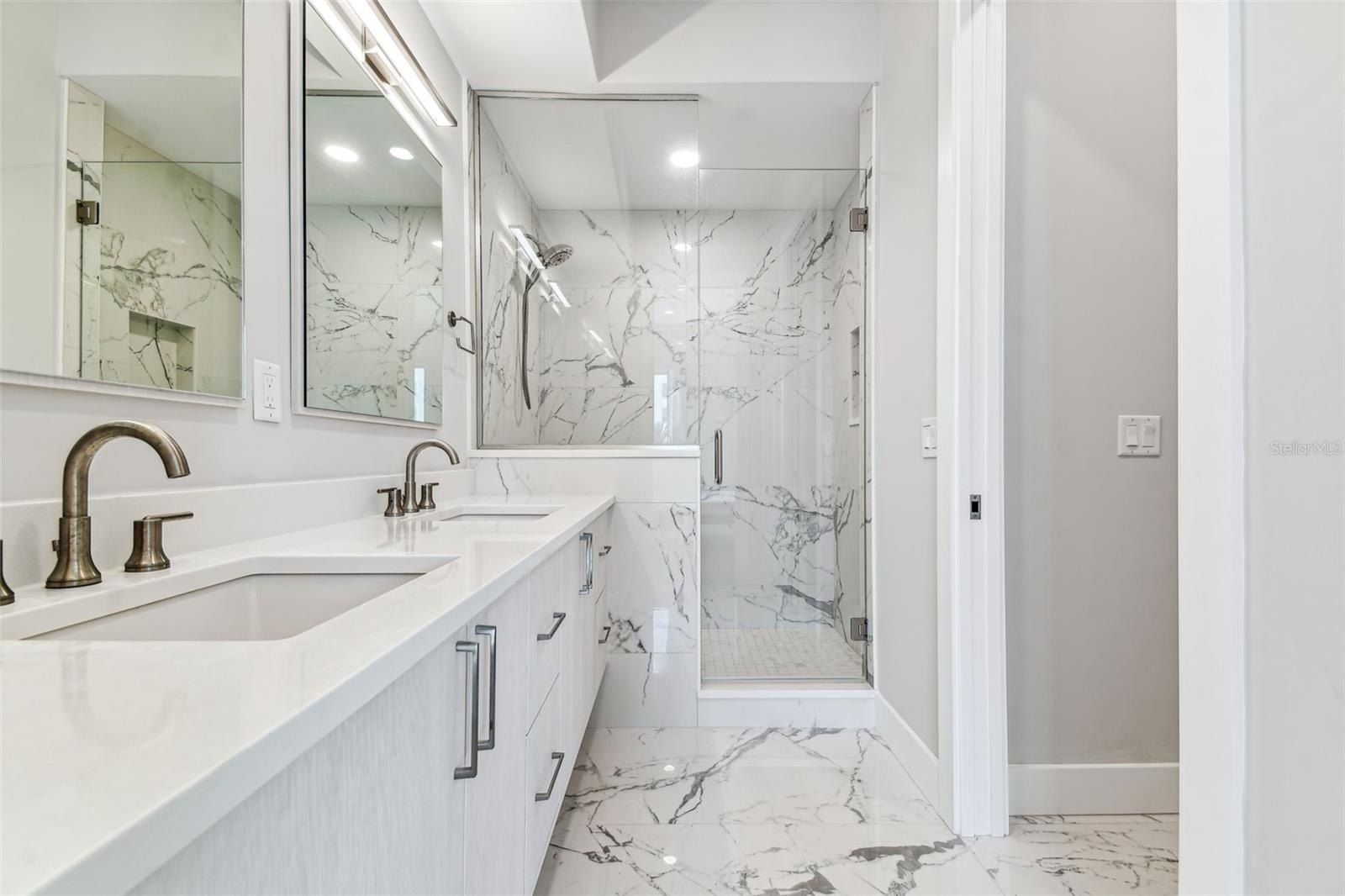 370 6Th Street S. St Petersburg, FL 33701