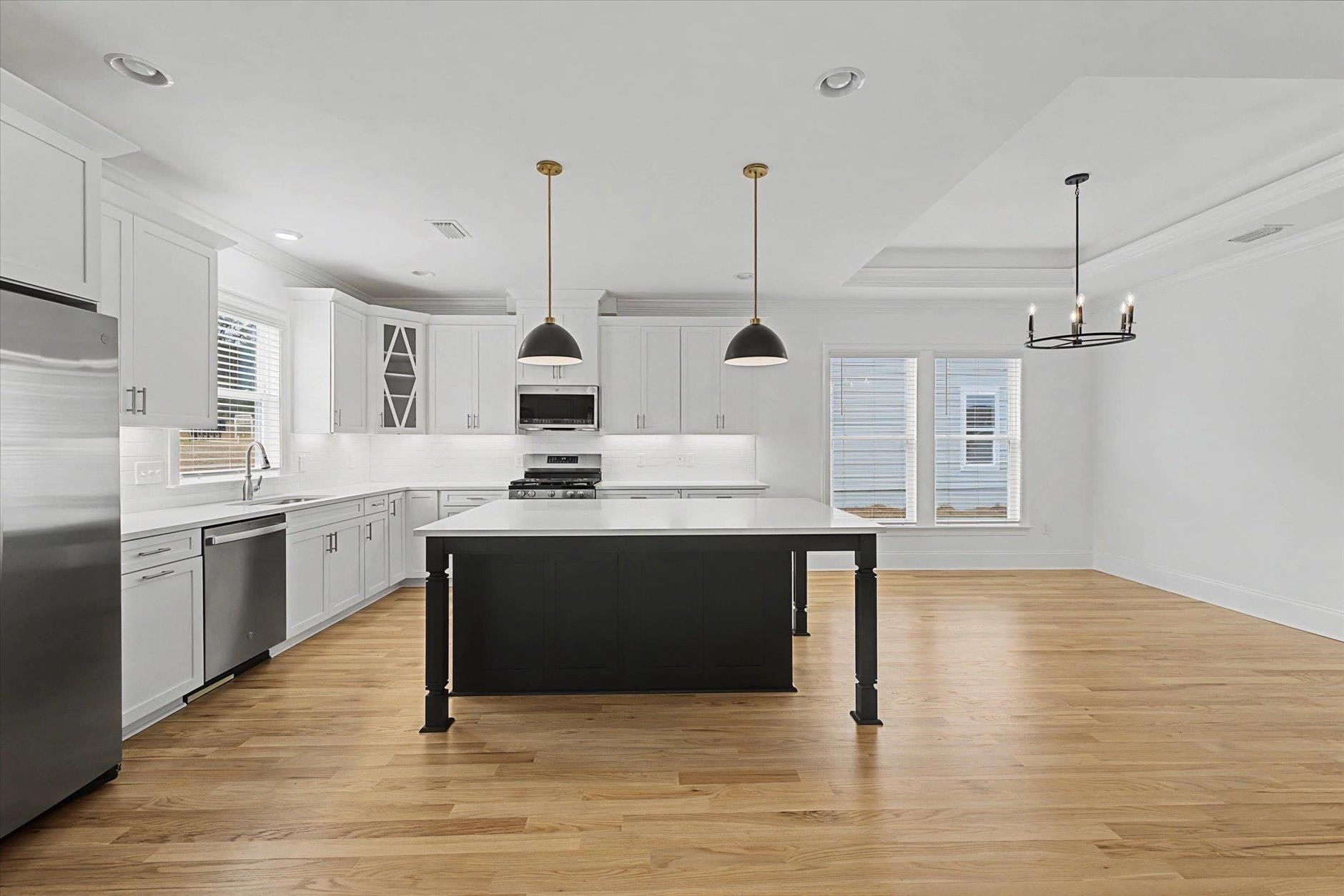 3760 Meadow Vista Lane. Tallahassee, FL 32308