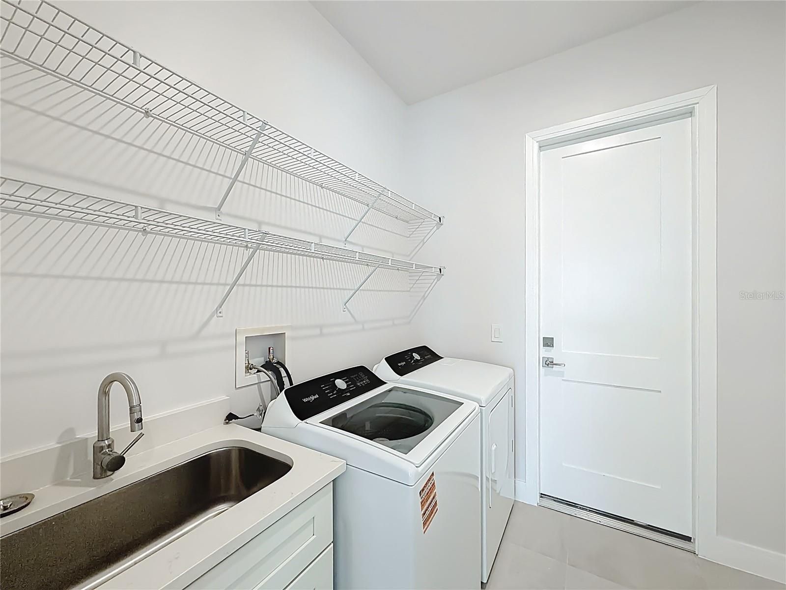 9524 Singer Circle. Port Charlotte, FL 33981