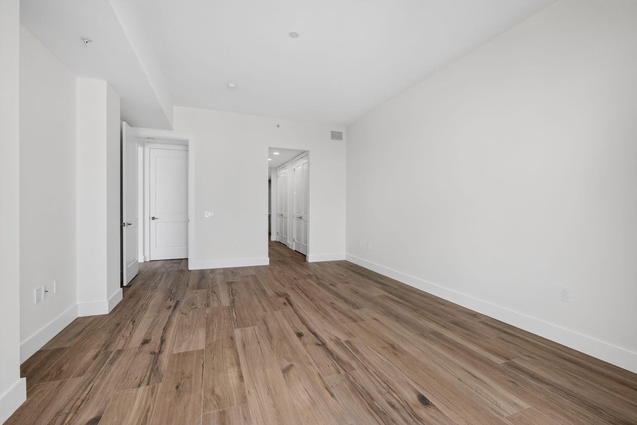 176 Lake Drive. Palm Beach Shores, FL 33404