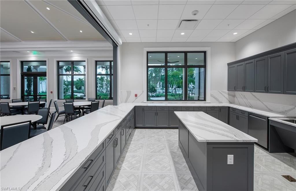 2114 Sequoia Ct Lot 435. Naples, FL 34120