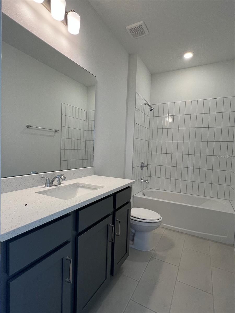 2164 Sunshine Peak Drive. Minneola, FL 34715