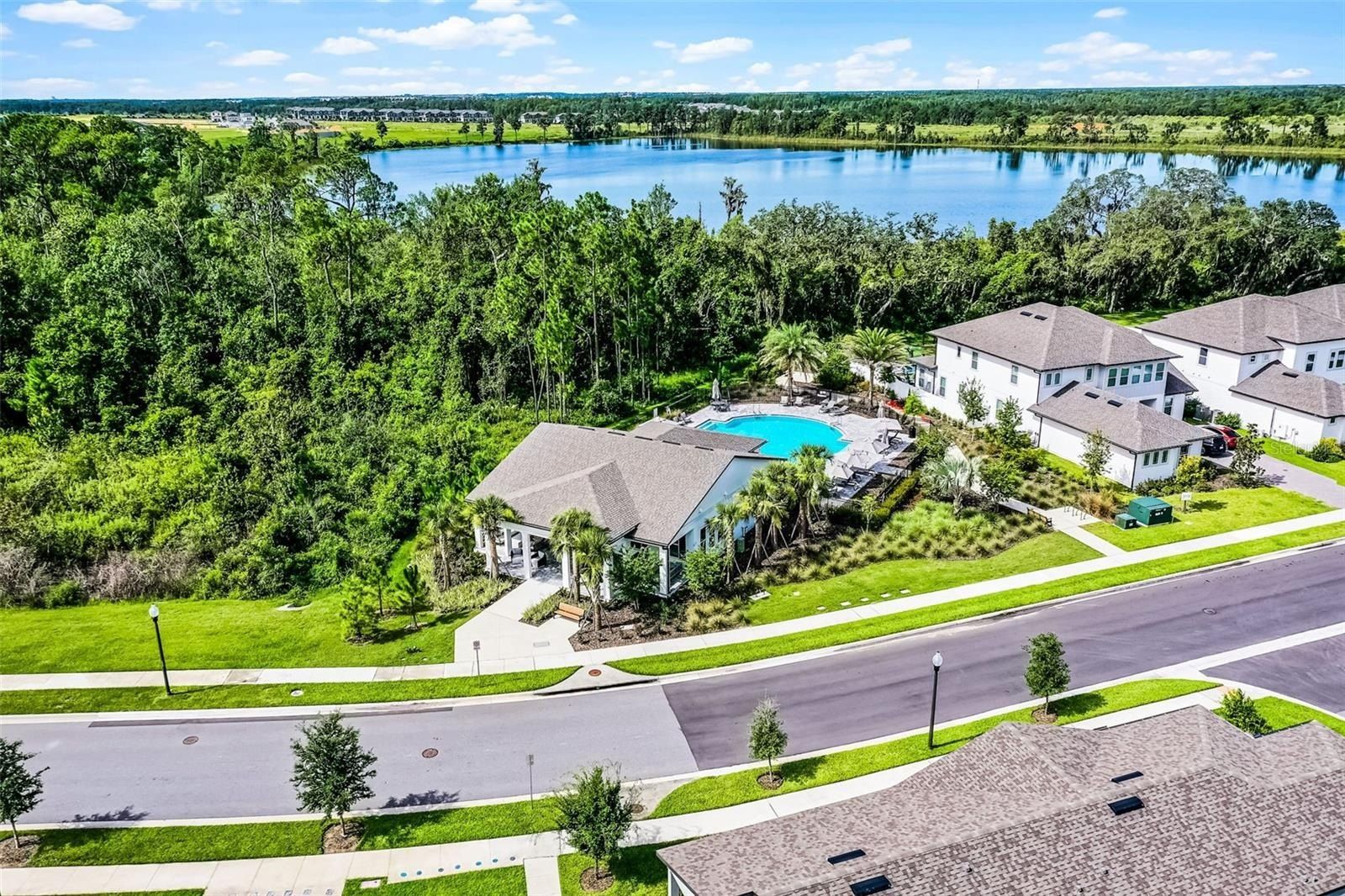 17406 Honeybell Tangelo Court. Winter Garden, FL 34787
