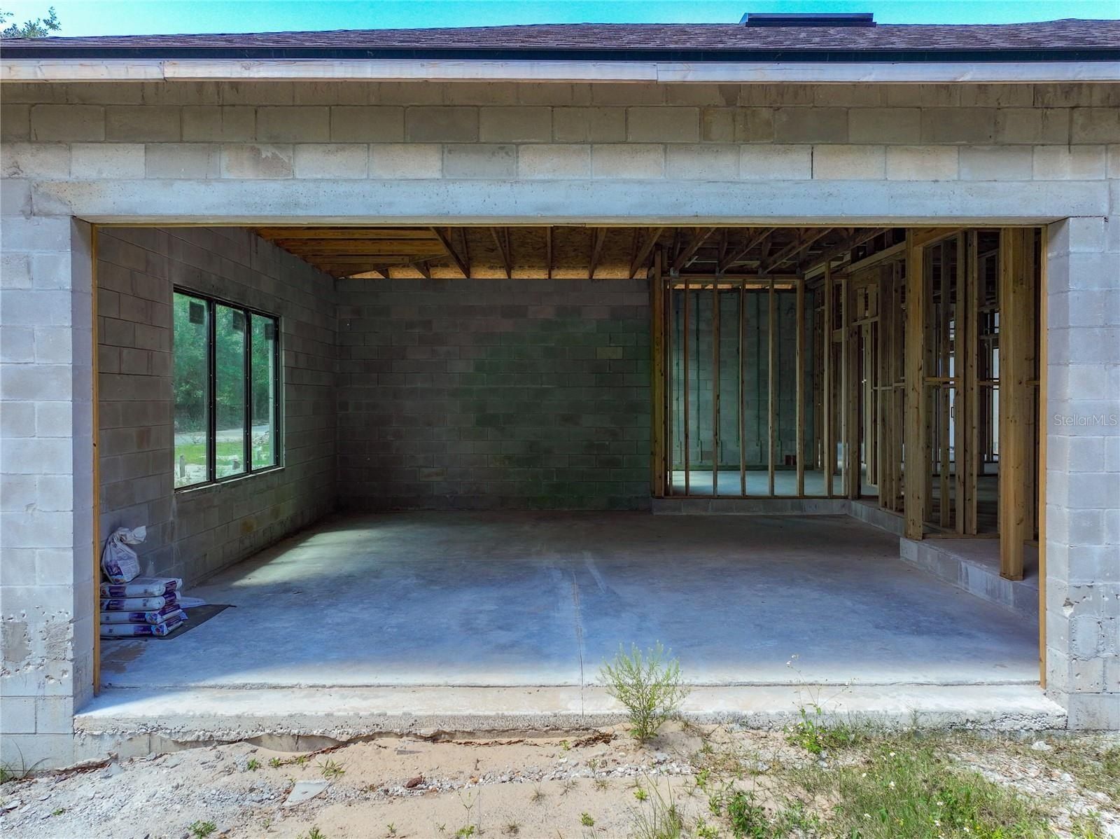 5195 Southern Oaks Court. Oviedo, FL 32765