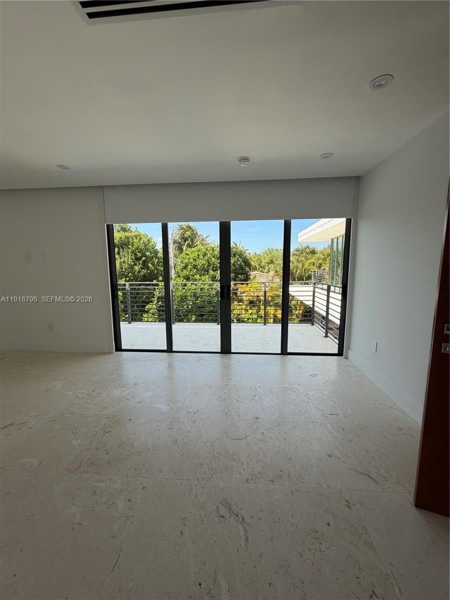 Key Biscayne, FL 33149