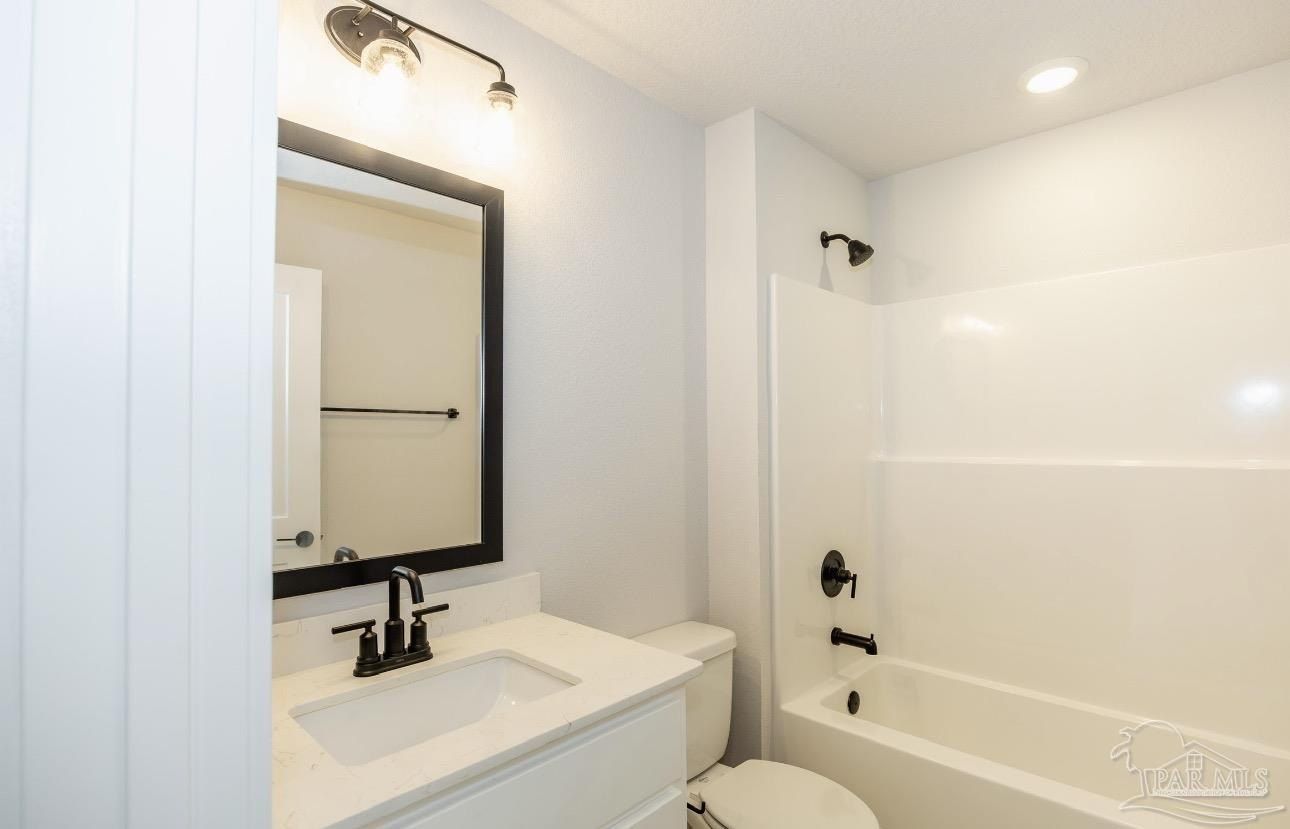 5270 Hidden Pines Cir. Milton, FL 32583