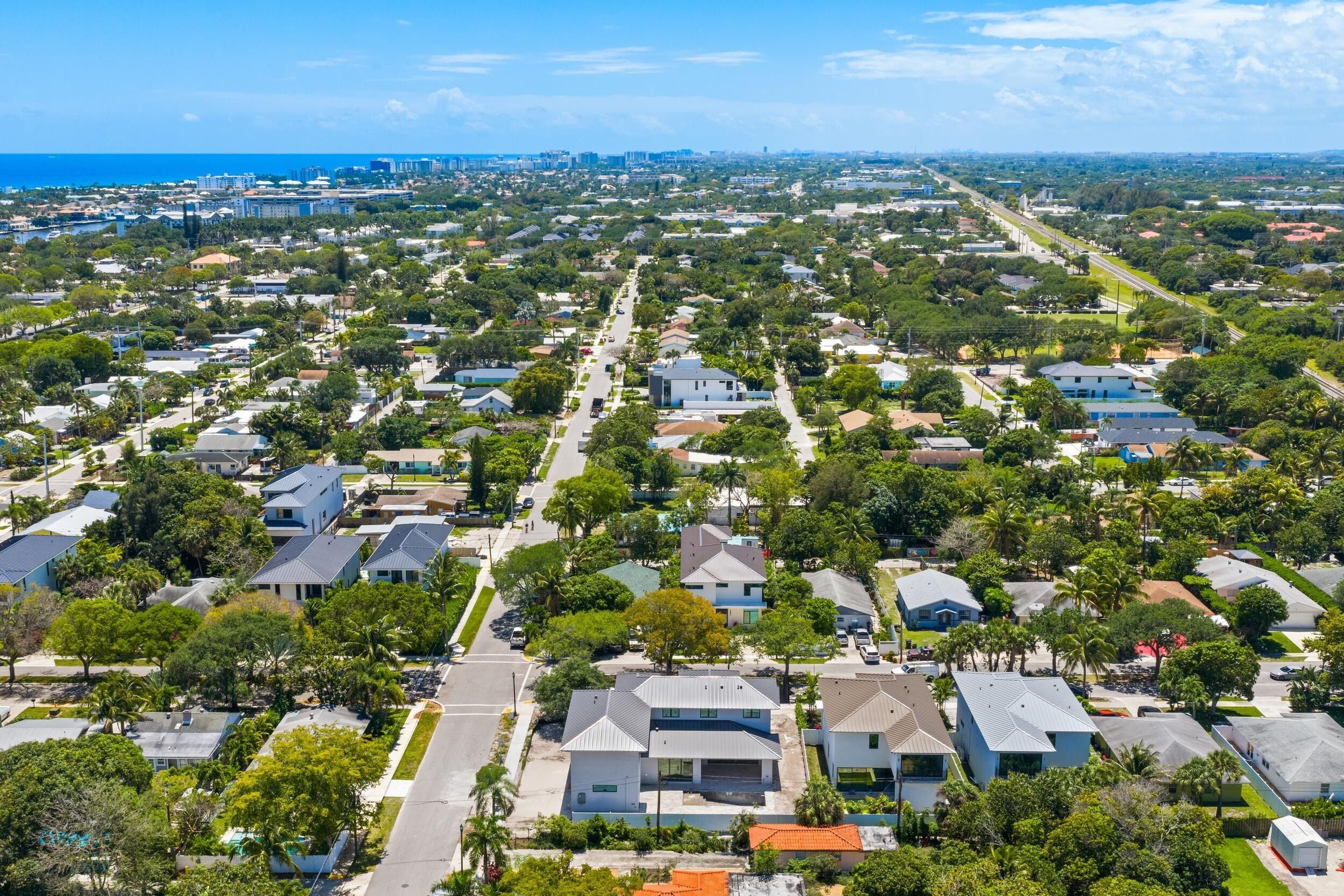 215 Se 5Th Street. Delray Beach, FL 33483