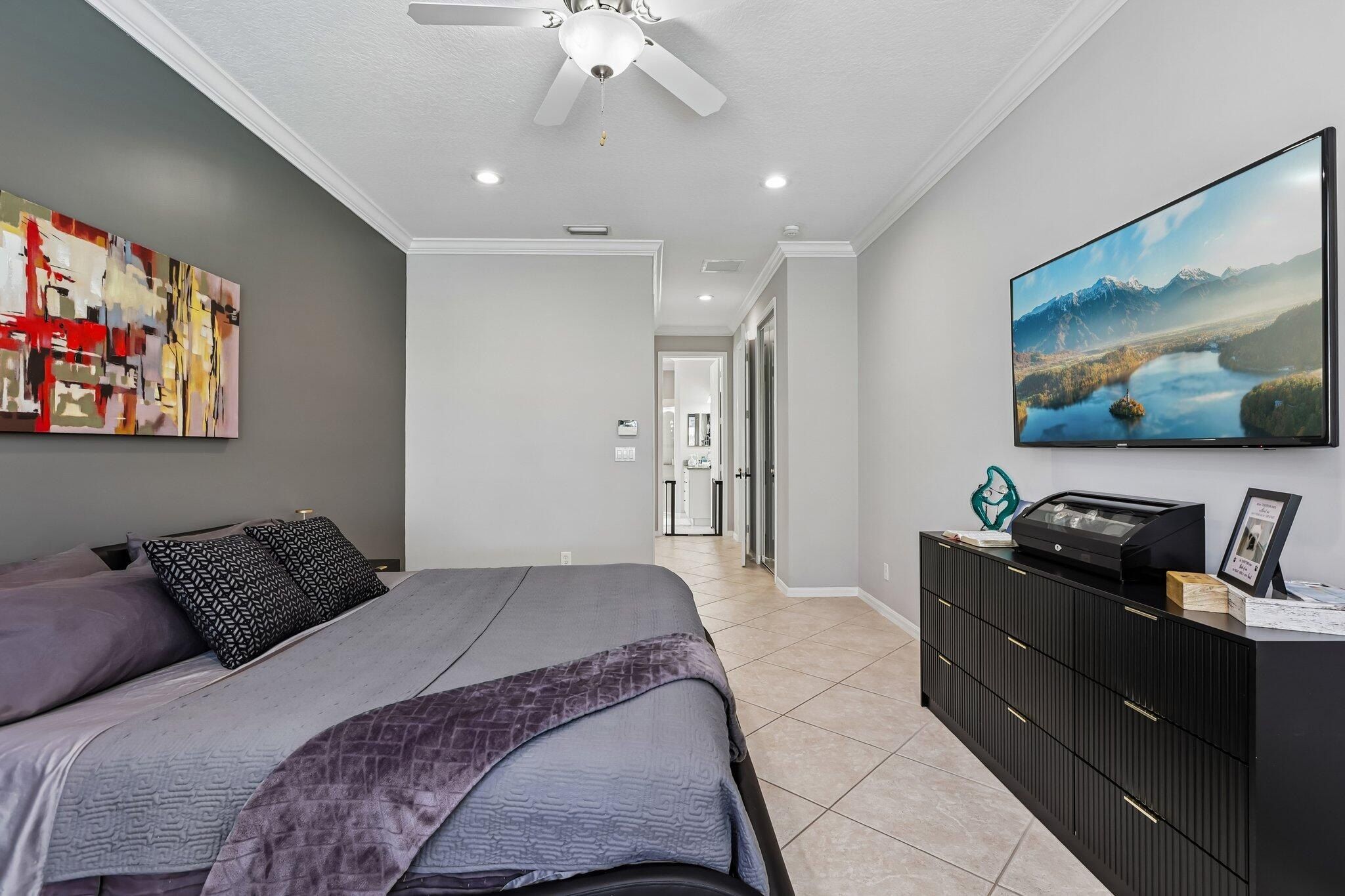 121 Bellezza Terrace. Royal Palm Beach, FL 33411
